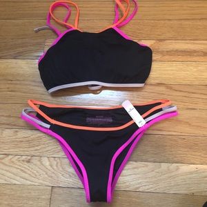 Never worn Victoria’s Secret Bikini